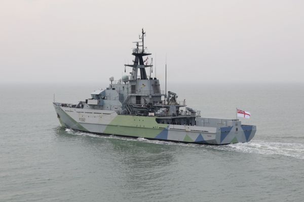 דיווח: ספינה בריטית הותקפה סמוך לתימן