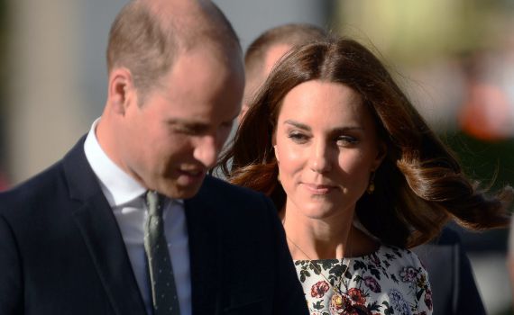 ארמון המלוכה חושף תמונות של הנסיכה שרלוט