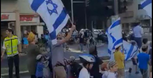 צפו: ריקודגלים לכבוד ירושלים ברחובות תל אביב
