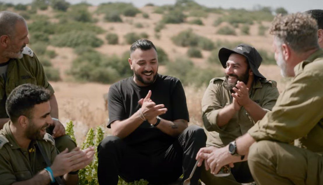 צפו: איתי לוי הפתיע חיילי מילואים