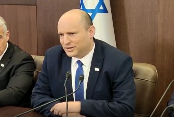 עם מחיאות כפיים: בנט נפרד מראשות הממשלה