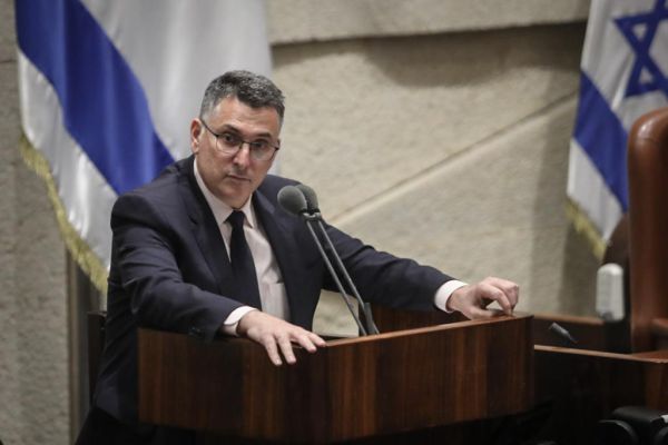 סער מפתיע: "מברך את הנגבי על מינויו"