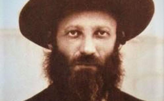 לא תאמינו מי מחזיק את הארכיון של הרב קוק