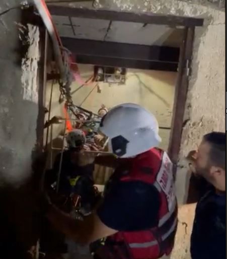 אב ובתו נפלו לבור של 15 מטר; אח בן ה-5 קרא לעזרה