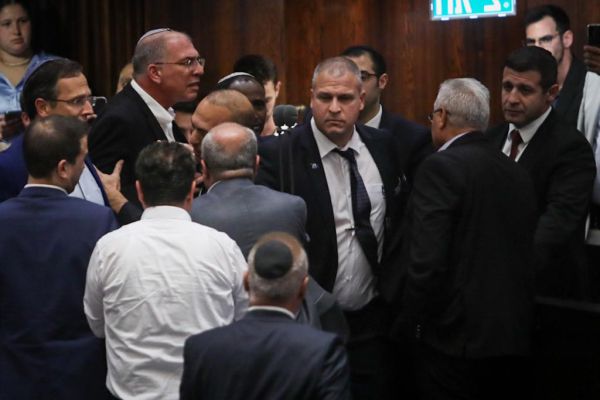 אורבך התנפל על גנאיים "הניסוי אתכם נכשל". צפו