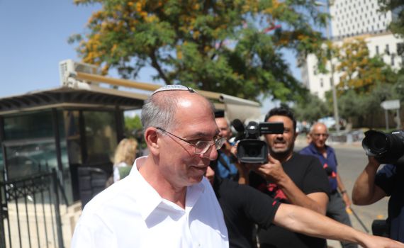 בוטלה ההפגנה של פעילי ימינה מול ביתו של אורבך