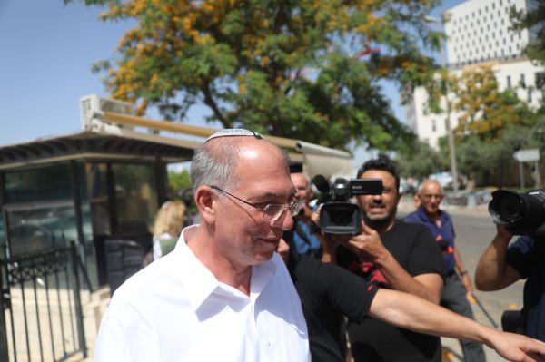 בוטלה ההפגנה של פעילי ימינה מול ביתו של אורבך