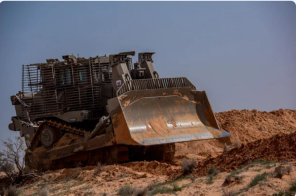 הפיתוח החדש של צה"ל – דחפור על שלט