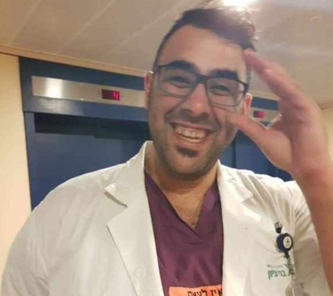 טרגדיה: רופא מתמחה מת מדום לב באמצע משמרת