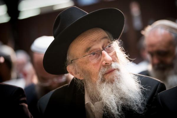 הרב טאו: "עלייה להר הבית מחלישה את הריבונות"