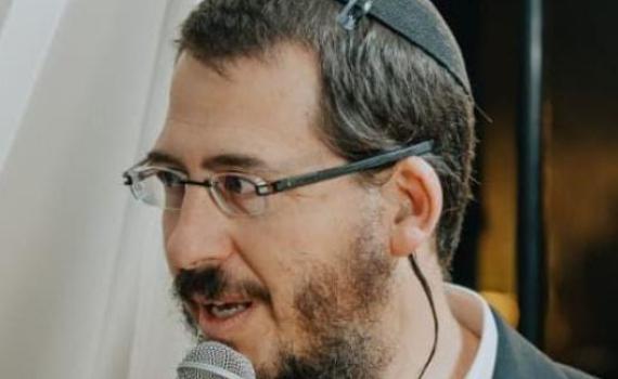 תהיי יפה ותשתקי, טוב?