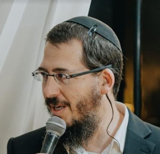 תהיי יפה ותשתקי, טוב?