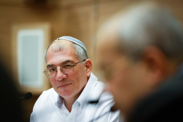 נצחון לאורבך: הוועדה בראשותו תדון בפיזור הכנסת