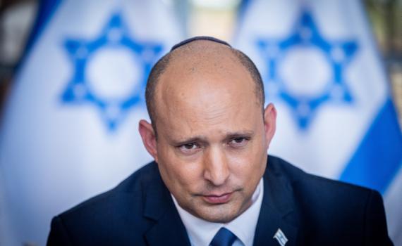 נפתלי בנט: "הכי קל היה לי להיכנע ללחץ"