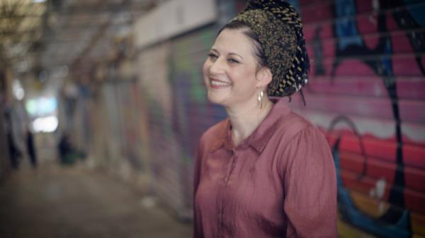 הזמרת הדתייה מרב ברנר בסינגל חדש: "שב ילד"