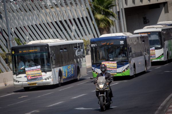 ביום שישי: שביתה פראית בתחבורה הציבורית