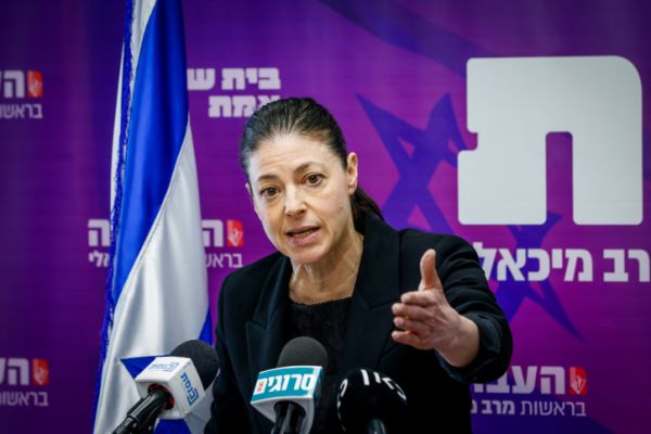 "הניסוי כן הצליח. דיבורים על פירוק חסרי אחריות"