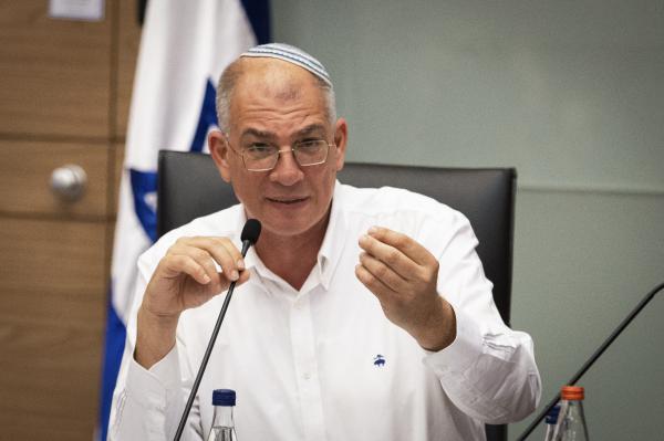 "היה לי העונג לעבוד איתך": אורבך נפרד מקארה