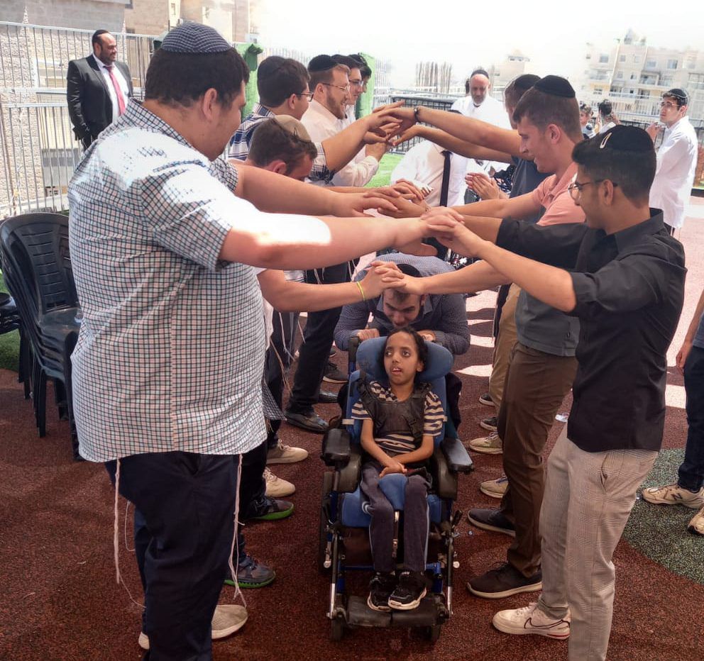 בר המצווה שלא הותירה עין יבשה | צפו: