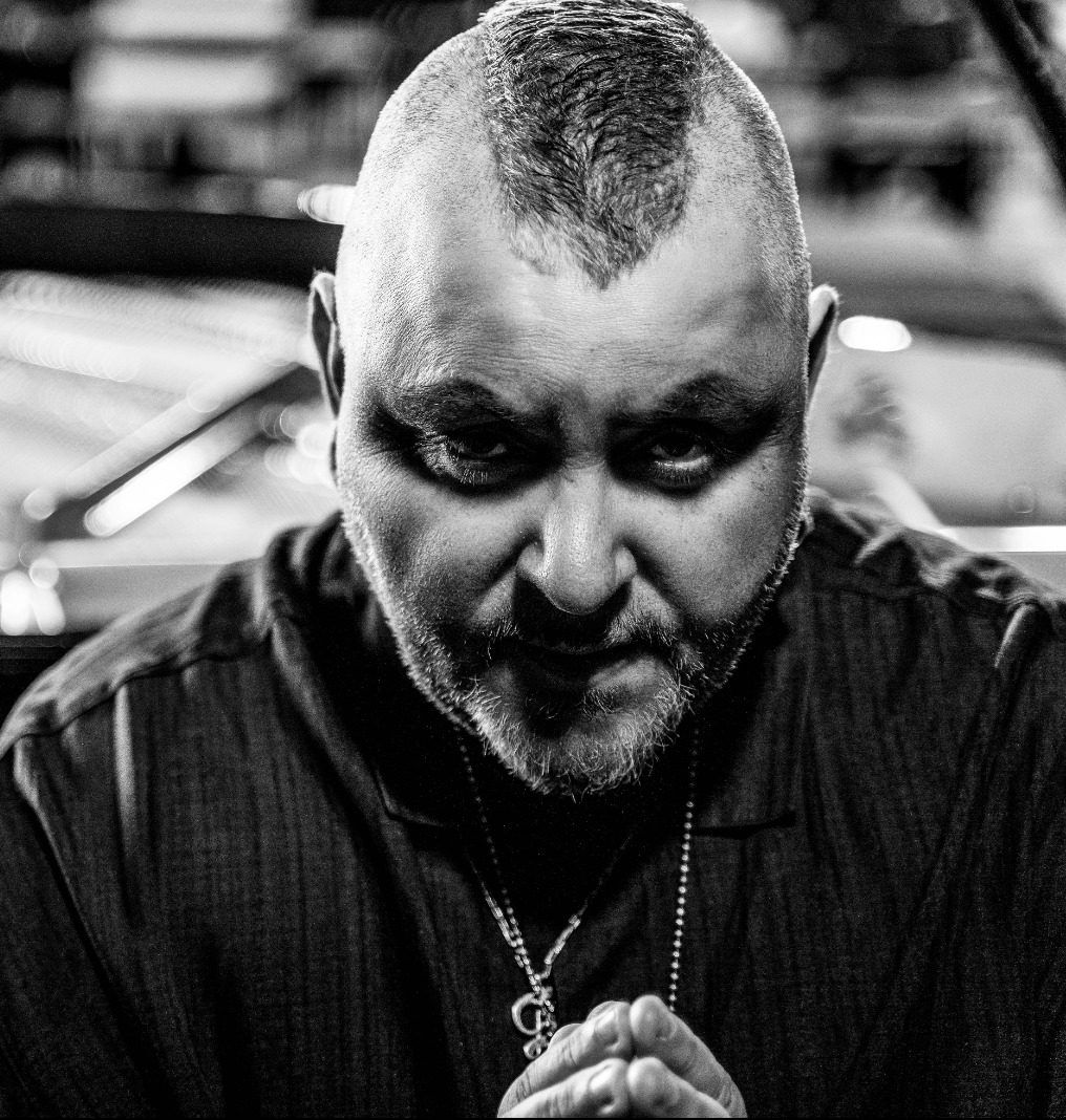 ארקדי דוכין חוגג יום הולדת בשיר חדש