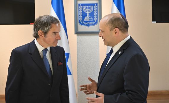 בנט לראש סבא"א: העבירו מסר ברור לאיראן