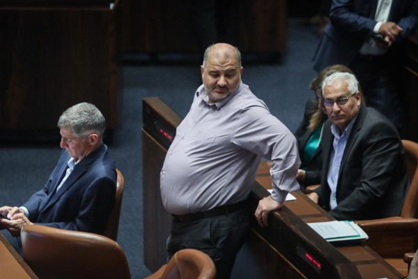 סקר: כמה מערביי ישראל בעד כניסה לקואליציה?