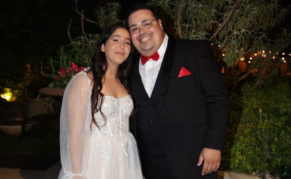 מקורי: אוראל צברי וסיון תם התחתנו בסגנון פסטיגל