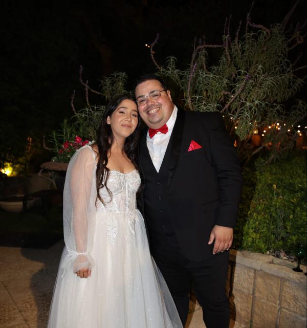 מקורי: אוראל צברי וסיון תם התחתנו בסגנון פסטיגל