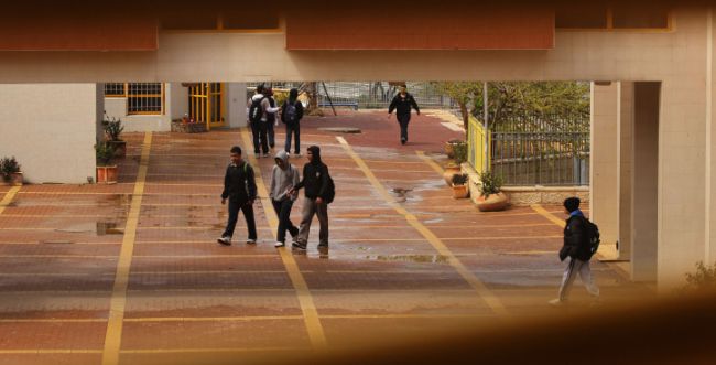 שוב מותקפים: קטטה בבית ספר תיכון - הורה תקף מורים