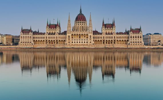 נדיר ושונה מהכנסת: כך מפזרים פרלמנטים בעולם