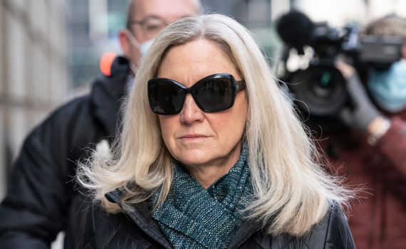 20 שנים בכלא לשותפתו לפשע של ג'פרי אפשטיין