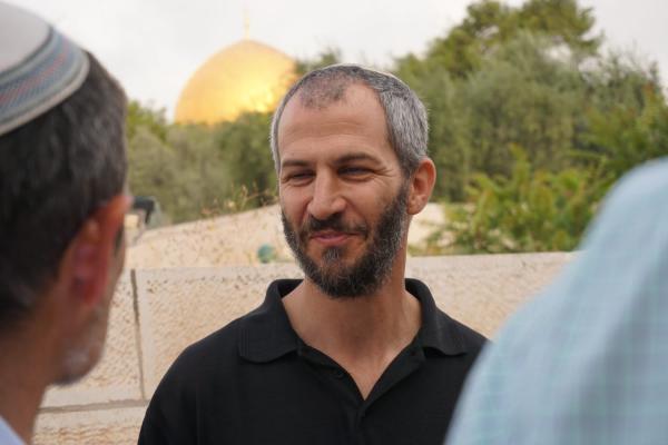 ארנון סגל מגיב לסערה: "לא באתי להתנשא"