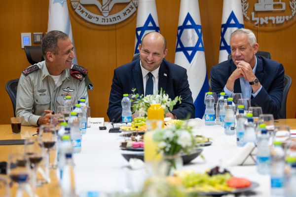 צה"ל נפרד מנפתלי בנט: "הבנת לעומק את הצרכים"