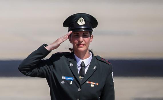 "כל חייל במרחב האזרחי – צריך לנוע על מדי א"