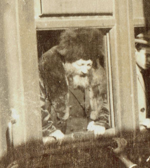 אחרי 98 שנה: נחשפה תמונתו המלאה של הרב קוק