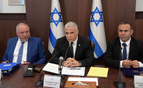 לפיד מכנס דיון על משבר הסוכנות היהודית ברוסיה