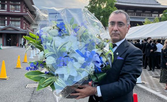 שגריר ישראל ביפן בטקס האשכבה לראש הממשלה