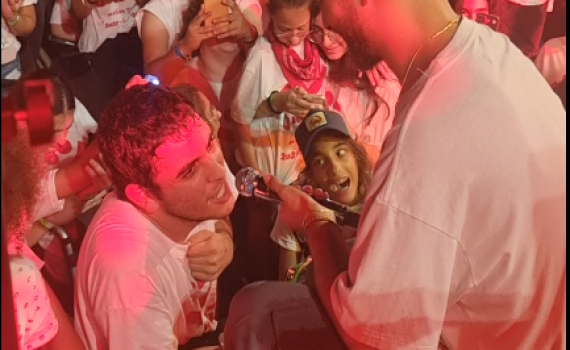 מרגש: נער מ'קו לחיים' שר עם עדן חסון | צפו