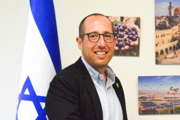 שפייזר מאוכזב: "האמנו שיש מקום להרחיב את השורות"