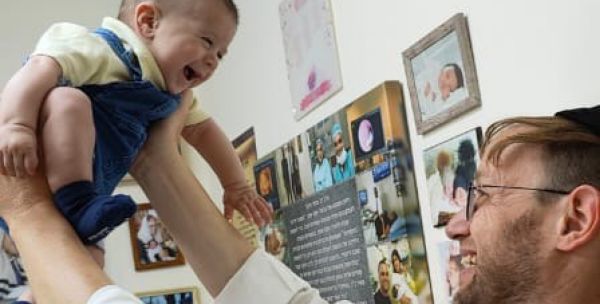 כולם היו בניי: הרבנים שלא מוותרים על זוג