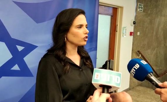 שקד תוקפת: "אני תוהה מה נתניהו יגיד לביידן"