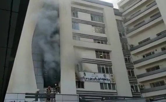 טהרן: בית חולים עולה באש; עשרות חולים כלואים | צפו