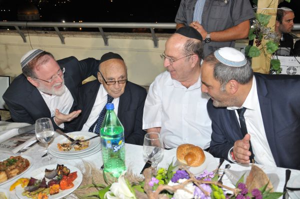 בציונות הדתית סופדים: "איש גדול חי בתוכנו"