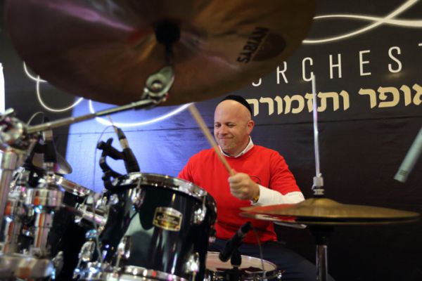 אחרי הסערה שעורר: המגיש החרדי מגלה למי הוא יצביע