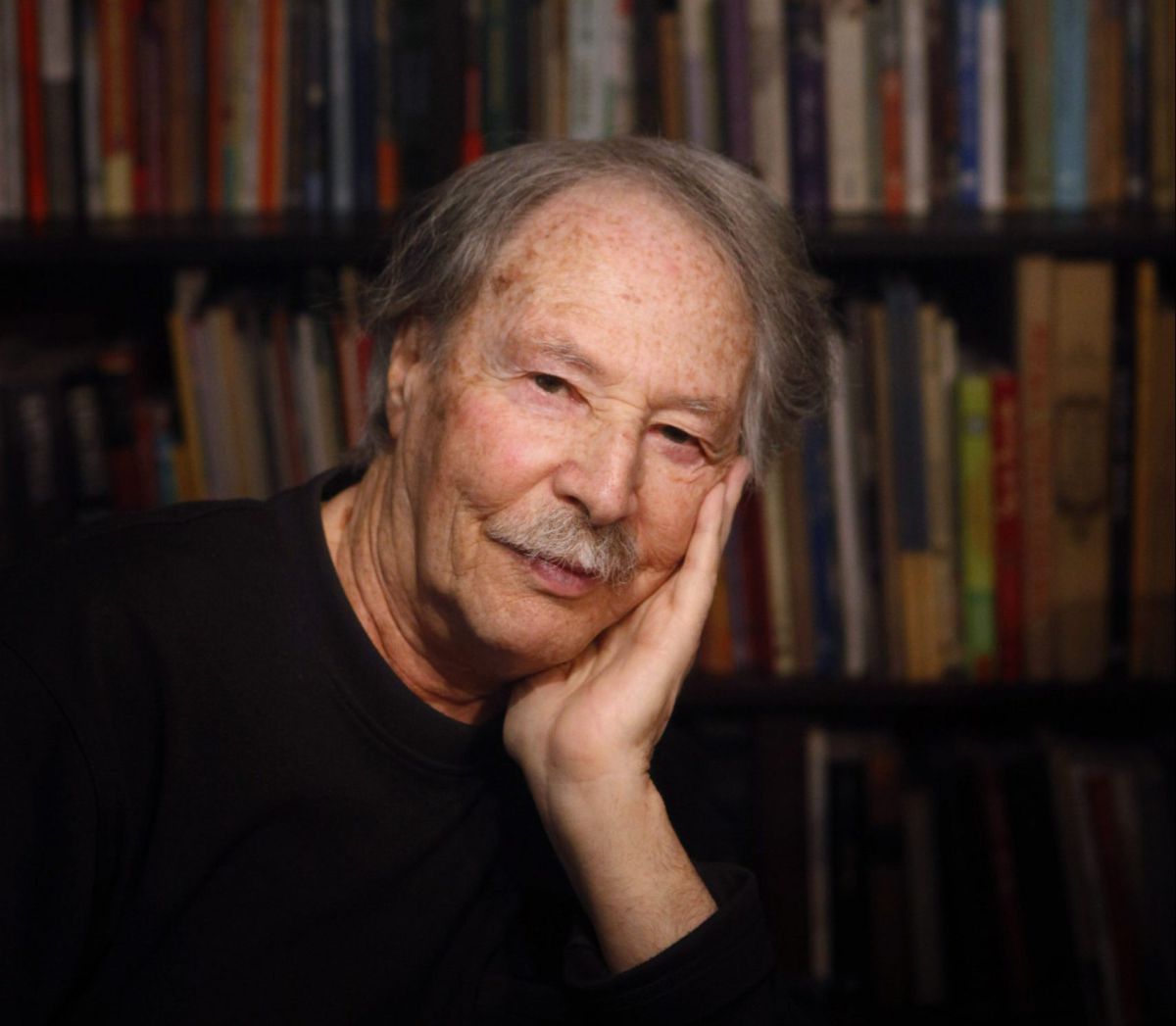 זהבה קור לסרוגים על אורי אורלב: "יושר, אמת והומור"