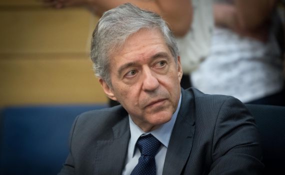 שקד דורשת מבנט: עצור את המינוי של יוסי ביילין