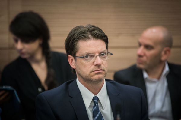 אחרי שלא נבחר לעליון: מנהל בתי המשפט פורש