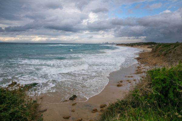 עצוב: אב ובתו נמצאו ללא רוח חיים בחוף פלמחים