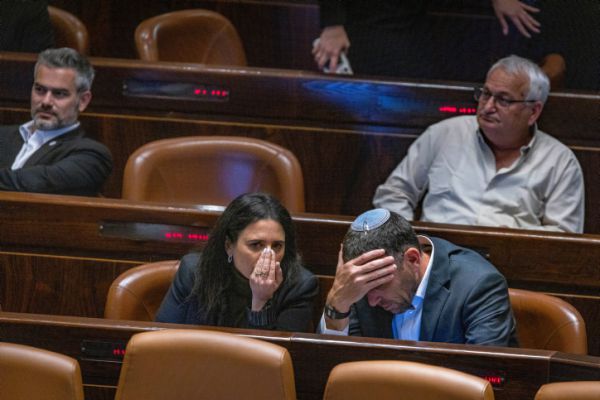 "זה קול לביבי" | כהנא נגד האיחוד של שקד והנדל