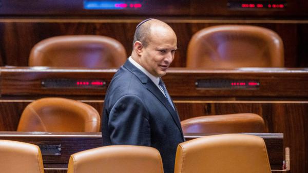 בנט: כתבת רכילויות שמקורה ביועצים ממורמרים